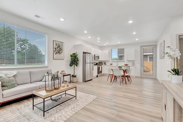 Images Arrive Longmont