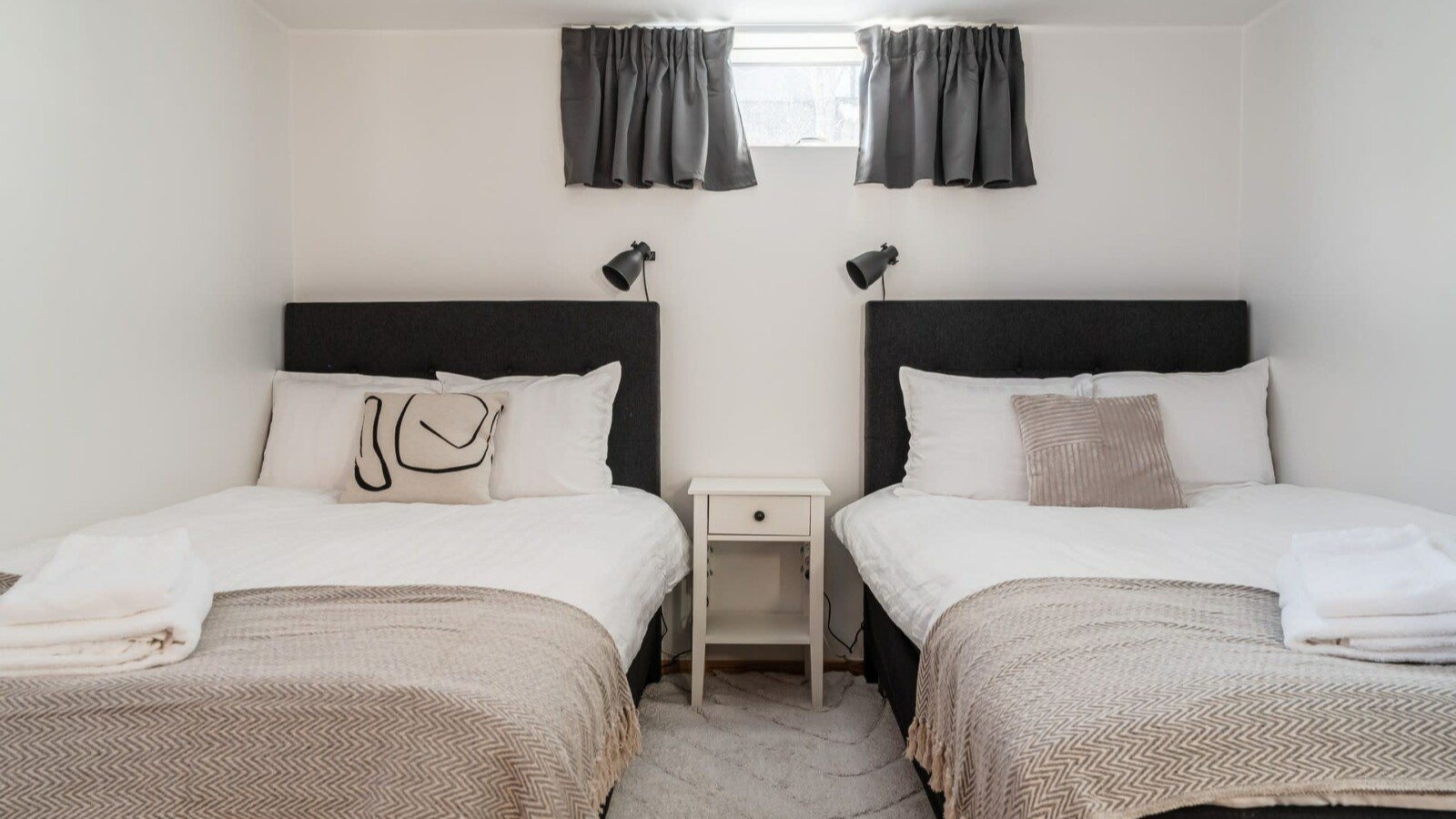 Images Modern Piteå Villa: Calm & Convenient