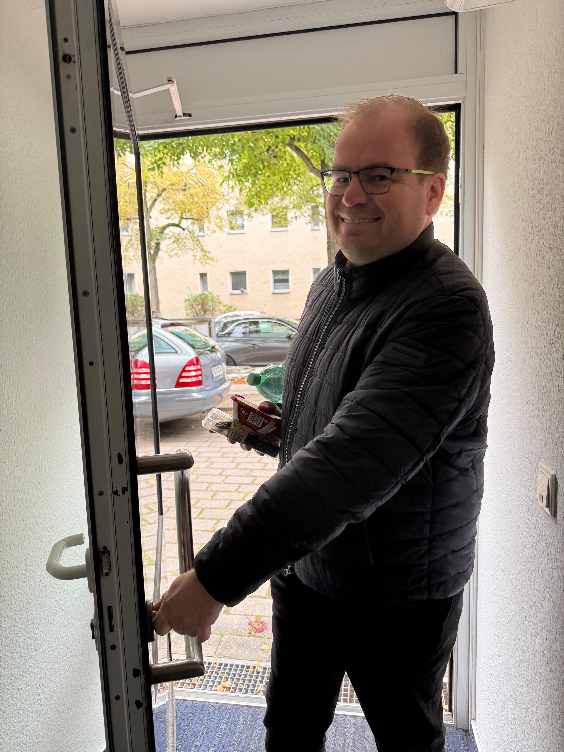 Bilder AXA Versicherungen Denis Lindenblatt & Kollegen