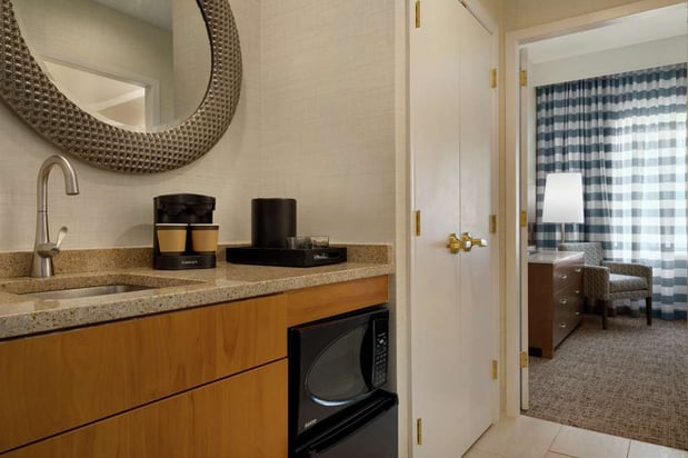 Images Embassy Suites by Hilton Philadelphia Valley Forge