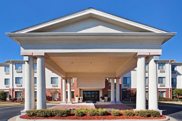 Images Holiday Inn Express & Suites Reidsville, an IHG Hotel