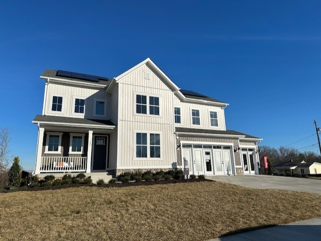 Images White Oak Reserve by Richmond American Homes