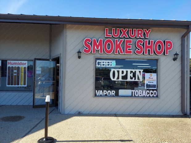 Images CoinFlip Bitcoin ATM - Luxury Smoke Shop (Aberdeen)
