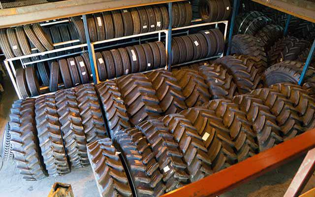 Images Jukes & Son Tyre Service