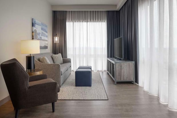Images Embassy Suites by Hilton Bowling Green