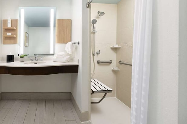 Images Hilton Garden Inn Key West / The Keys Collection
