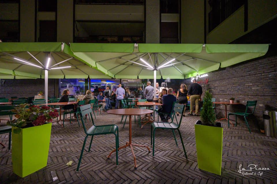 Restaurant La Piazza Friesenberg, Friesenbergplatz 7 in Zürich