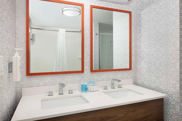 Images Hampton Inn & Suites Myrtle Beach/Oceanfront