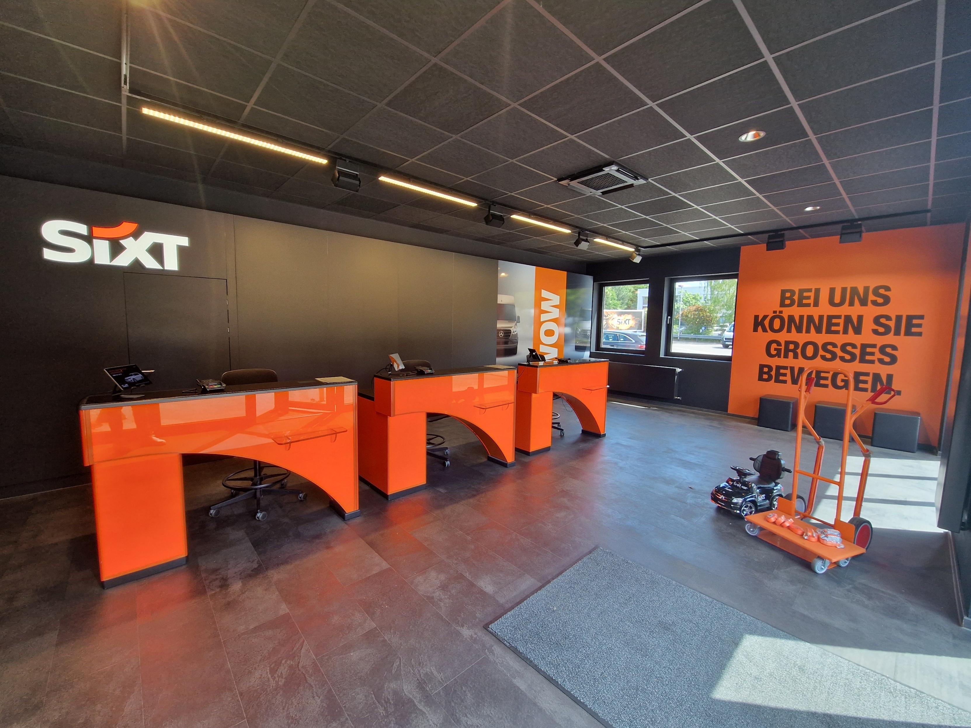 SIXT Truck Center Düsseldorf, Tilde-Klose-Weg 2-4 in Düsseldorf