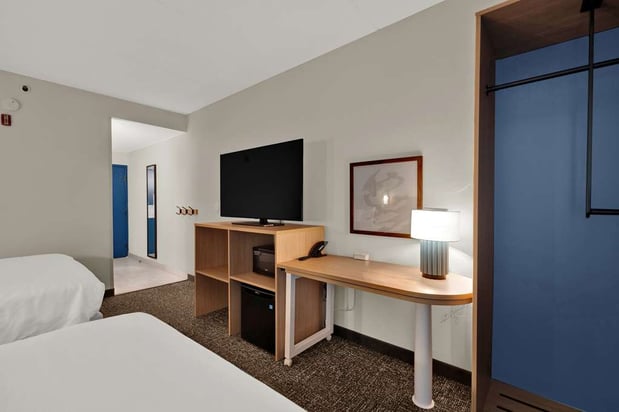 Images Spark by Hilton Plymouth