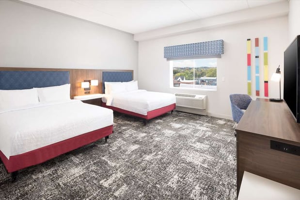 Images Hampton Inn & Suites Rochester Downtown