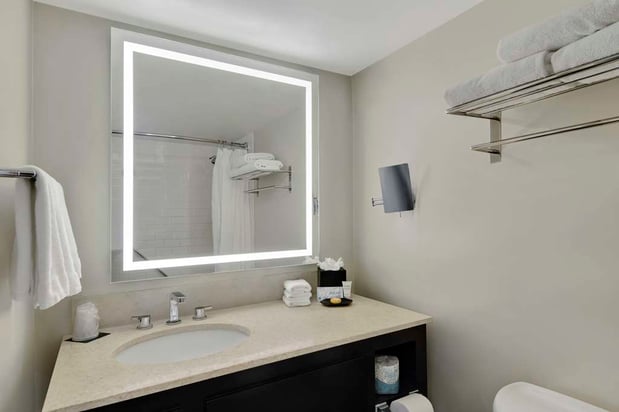 Images Hotel Tampa Riverwalk