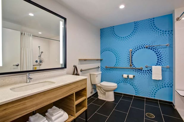 Images Tru by Hilton Alcoa Knoxville Airport
