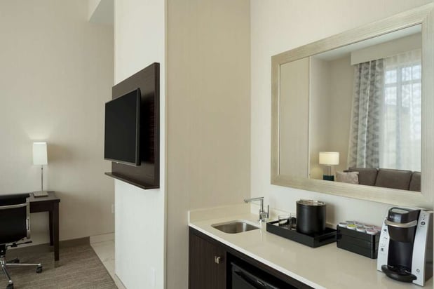 Images Embassy Suites by Hilton Louisville Downtown