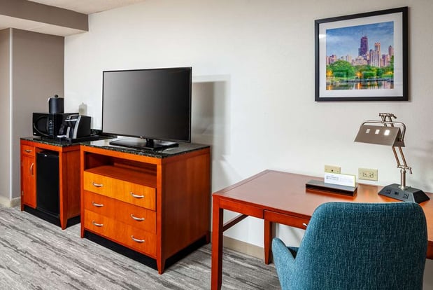 Images Hilton Garden Inn Chicago OHare Airport
