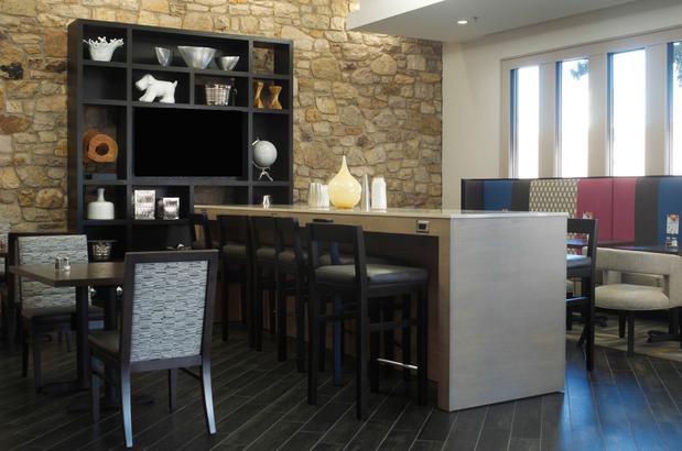 Images Holiday Inn Express Hickory-Hickory Mart by IHG