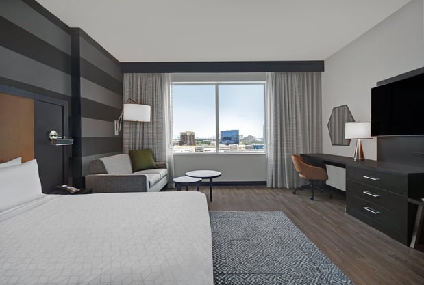Images Holiday Inn Express Houston - Galleria Area by IHG