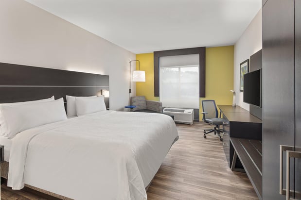 Images Holiday Inn Express & Suites Hardeeville-Hilton Head by IHG