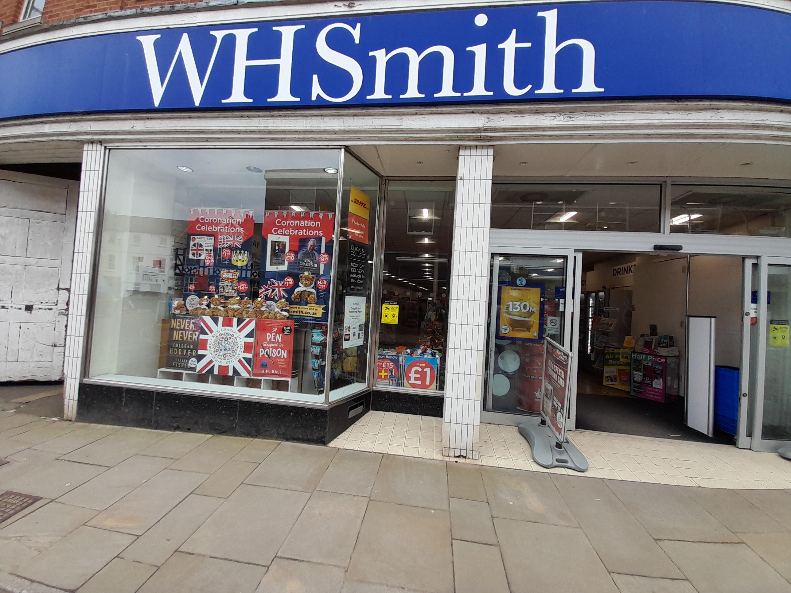 Images DHL Express Service Point (WHSmith Leominster)