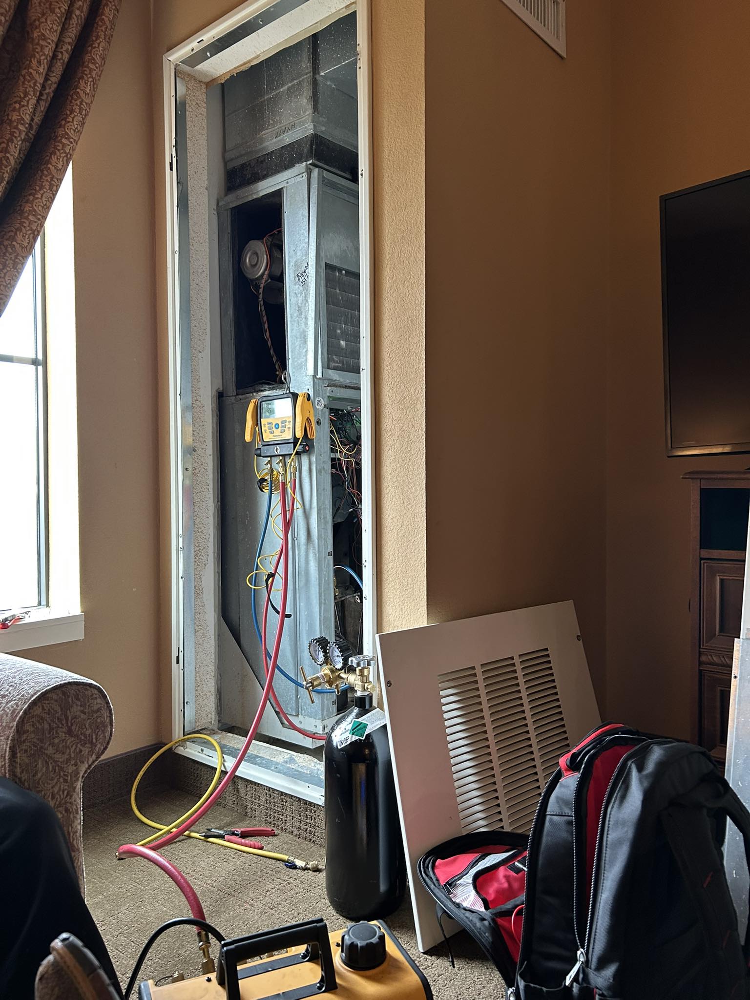 Reliable AC Maintenance Image