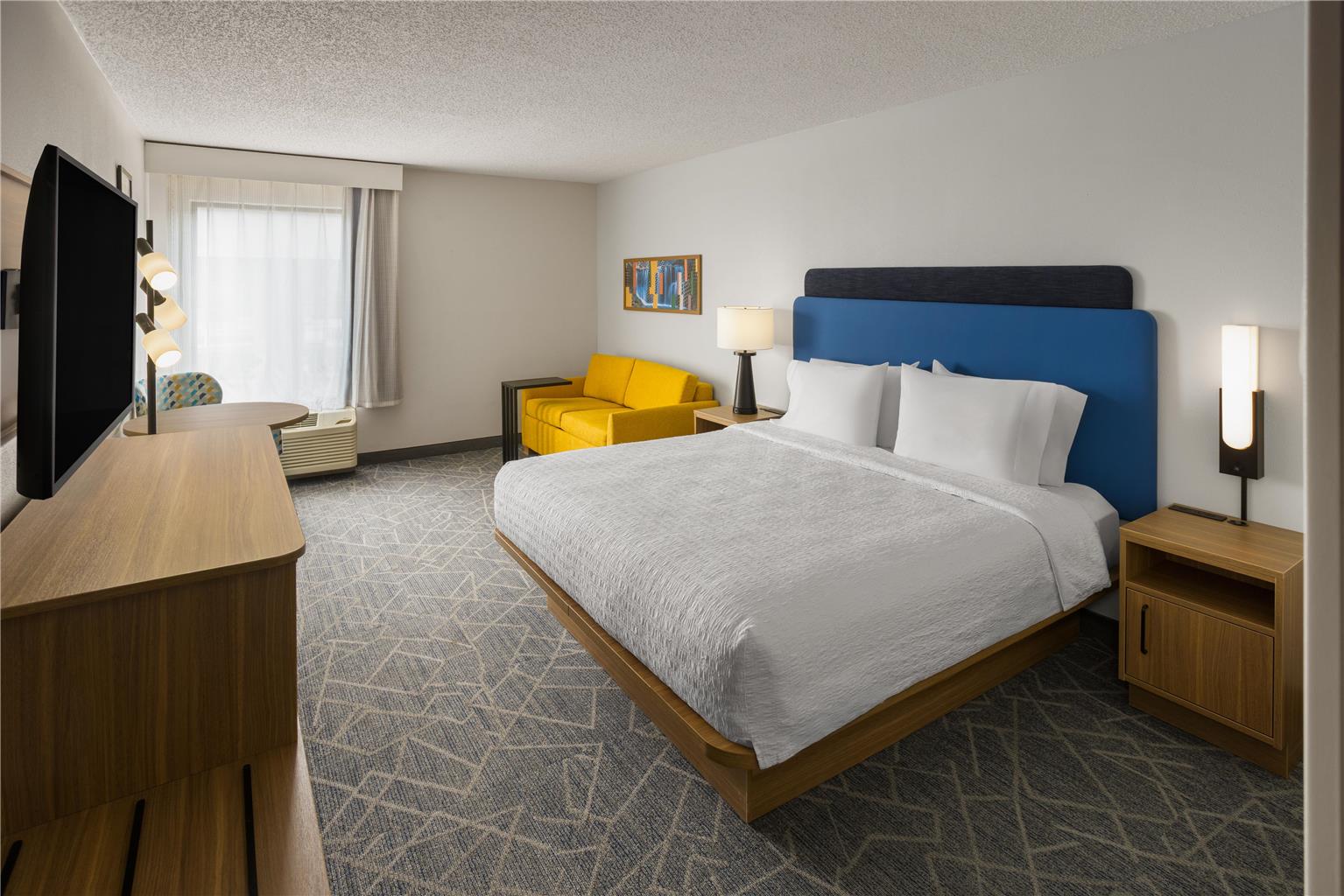Guest room