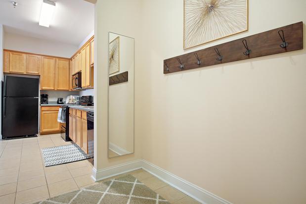 Images Central House on Stadium Apartments