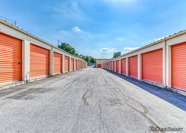 Images CubeSmart Self Storage
