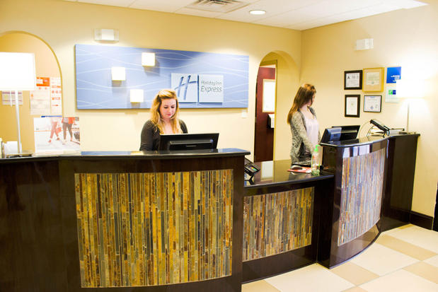 Images Holiday Inn Express & Suites Havelock NW-New Bern, an IHG Hotel