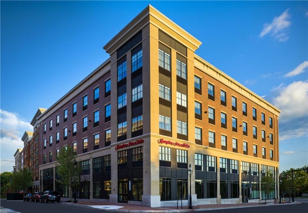 Images Hampton Inn & Suites Portsmouth Downtown