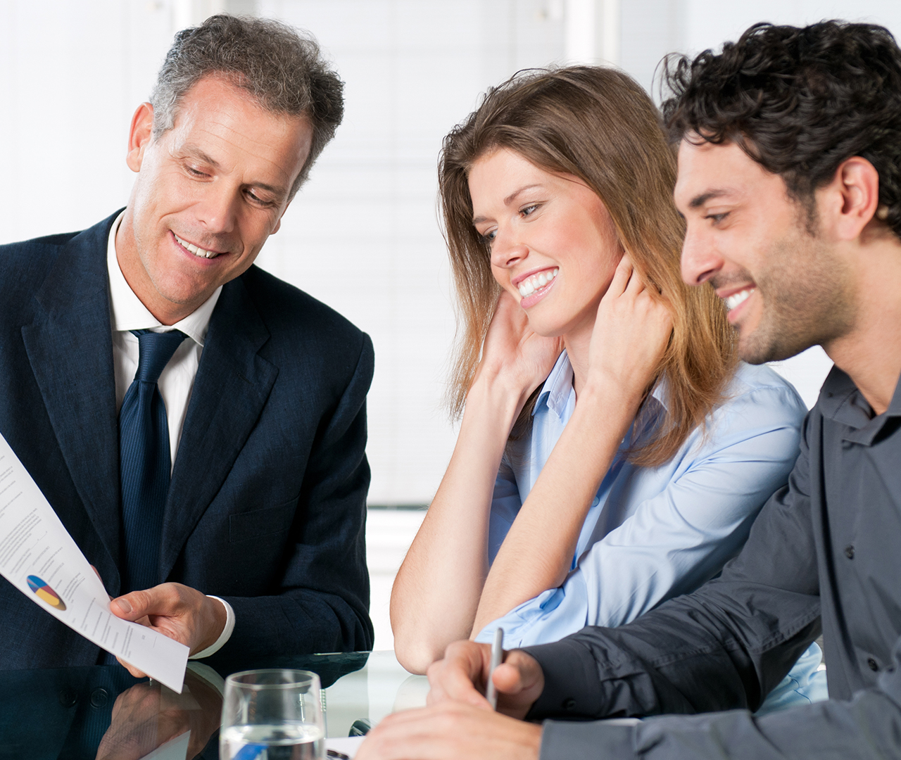 We are committed to helping you develop investment plans to meet your needs, whether its 401k rollovers, individual stocks, bonds, mutual funds or annuities.