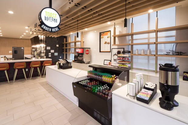 Images Holiday Inn & Suites Detroit - Troy by IHG