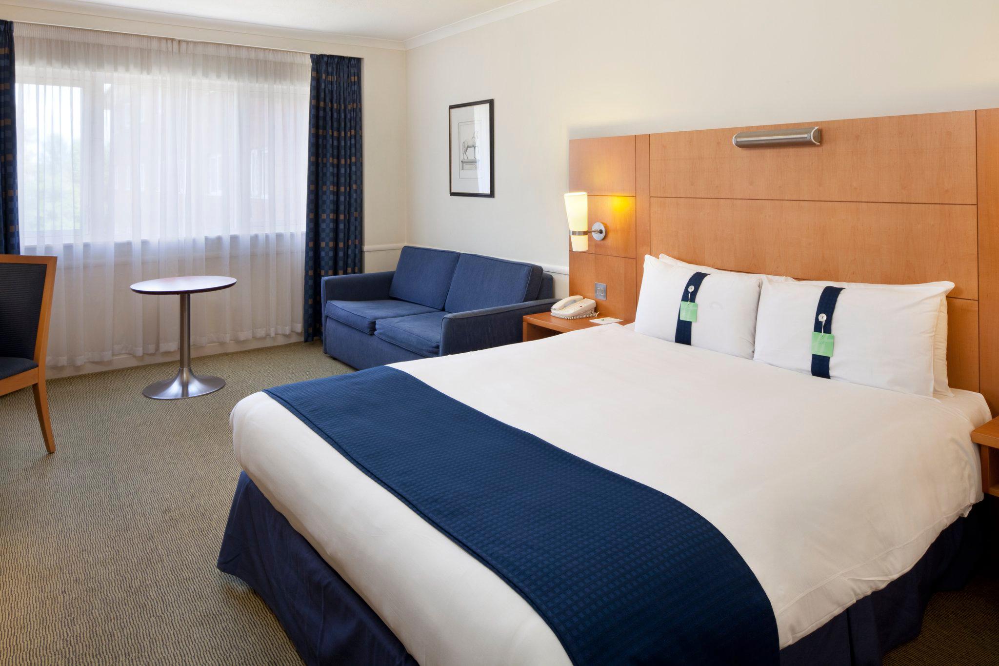 Images Holiday Inn Guildford, an IHG Hotel