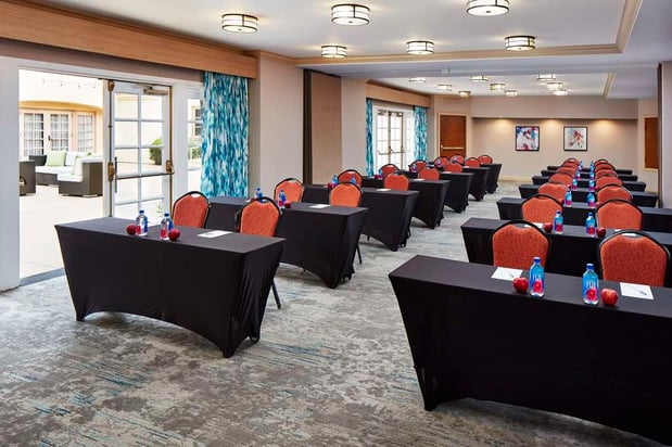 Images Hilton Garden Inn Valencia Six Flags