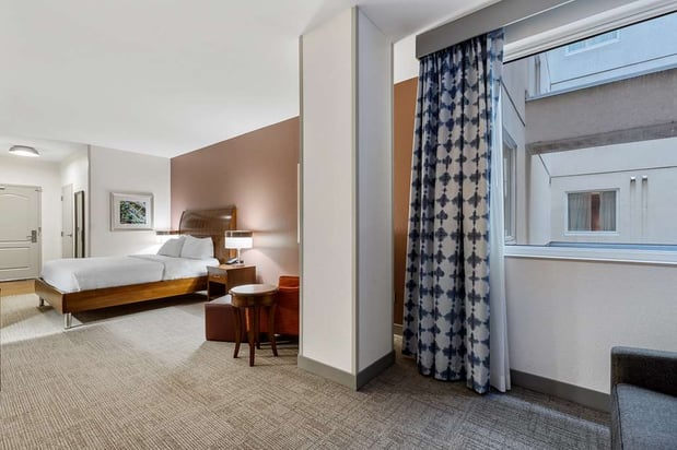 Images Hilton Garden Inn New Orleans French Quarter/CBD