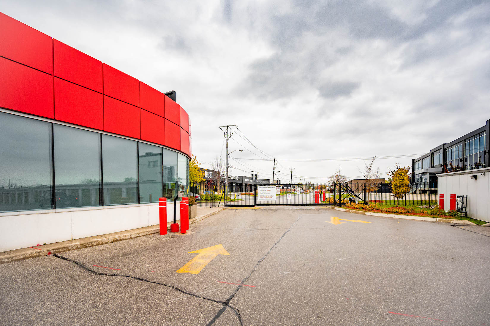 Images Access Storage - Yorkdale