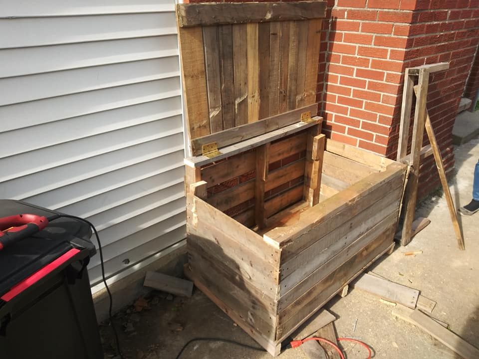 Mr Greens Fixing Things Handyman Services Image