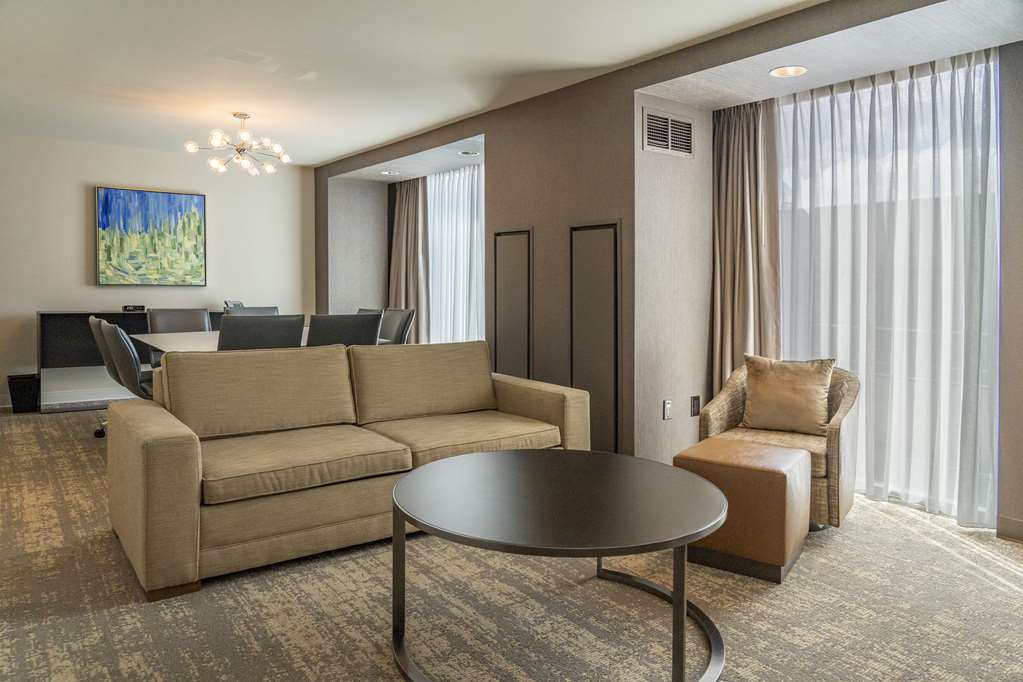 Guest room
