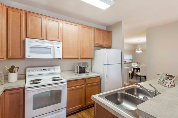 Images Camden College Park Apartments
