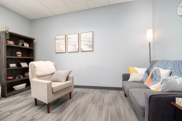 Images Pasadena Villa Outpatient Treatment Center - Lansing