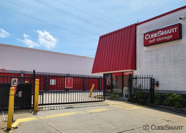 Images CubeSmart Self Storage