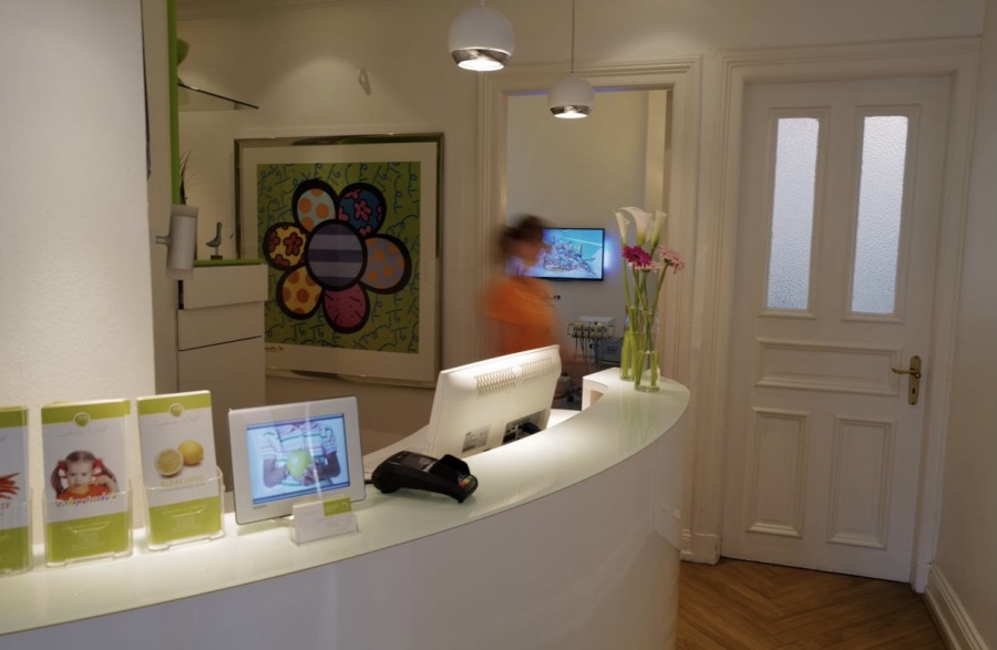 Michael Wölfl, Wandsbeker Chaussee 1 in Hamburg