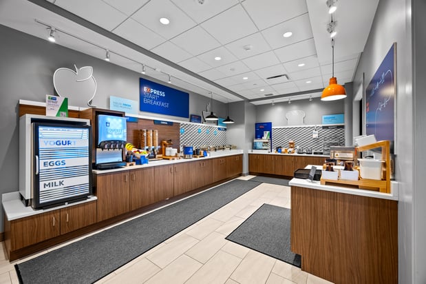 Images Holiday Inn Express & Suites Marinette by IHG