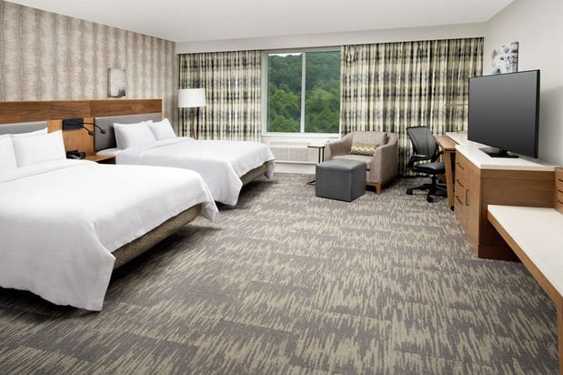Images Hilton Garden Inn Westchester Dobbs Ferry