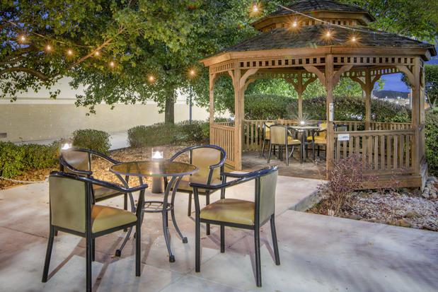Images Holiday Inn Express & Suites Longview North by IHG