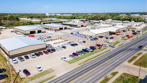 Images Cleaver Farm & Home