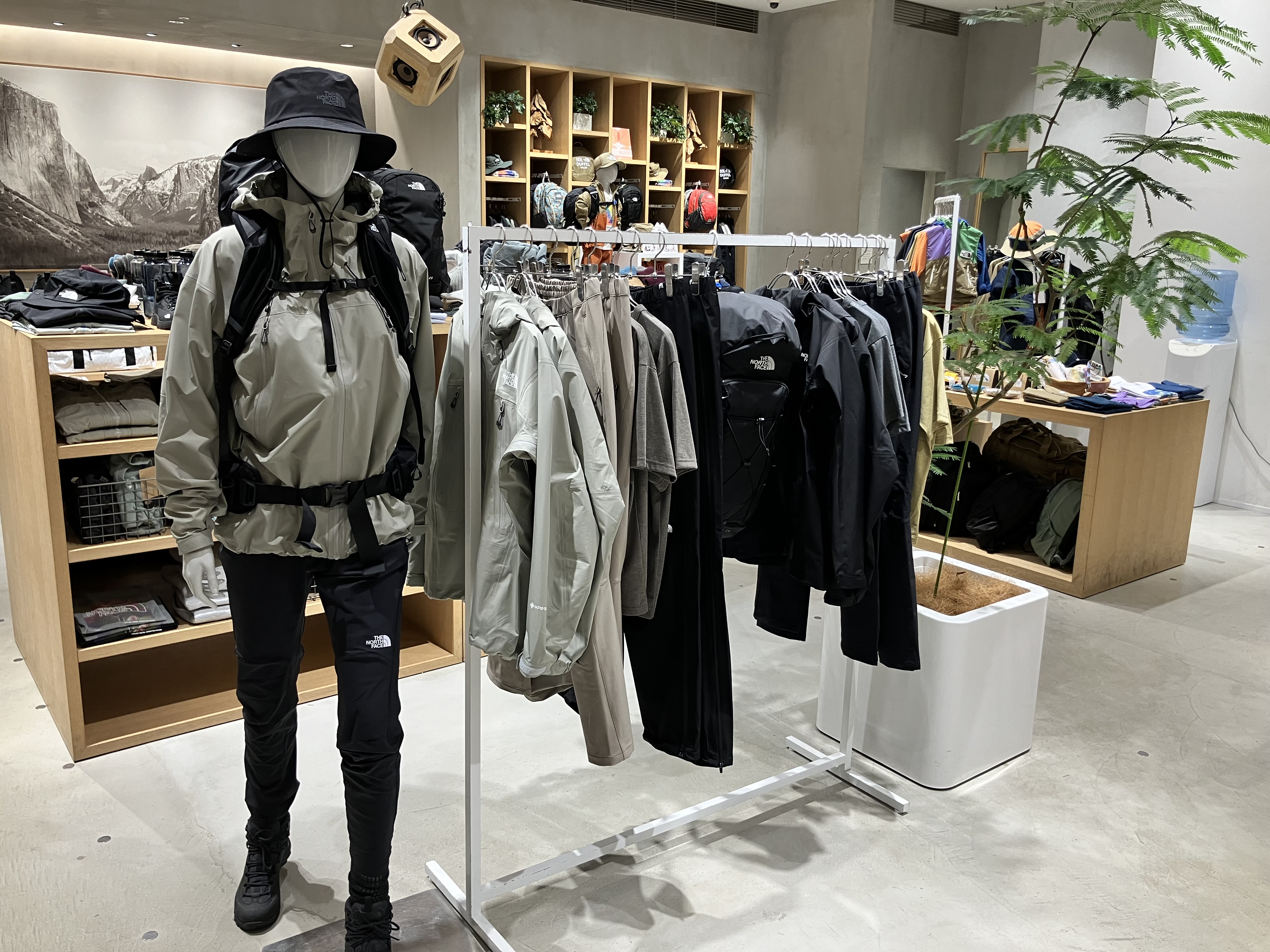 Images THE NORTH FACE (ザ・ノース・フェイス) ららぽーと立川立飛