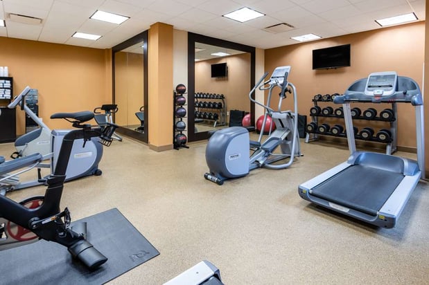 Images Hilton Garden Inn Roanoke