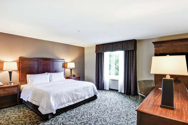 Images Hampton Inn & Suites New Hartford