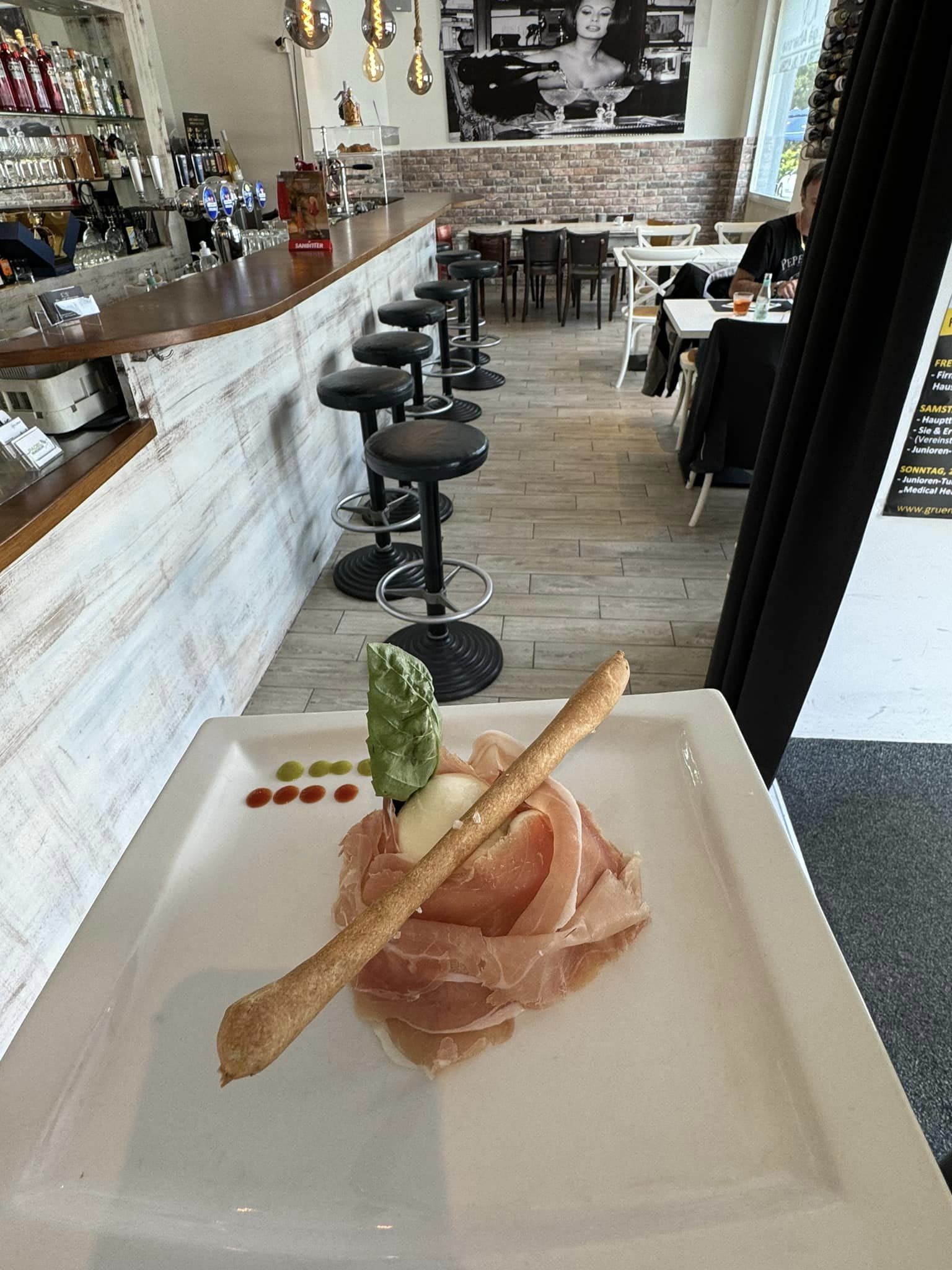 Eh..già Albarosa Caffeteria Trattoria Pizzeria, Burggartenstrasse 17 in Pratteln