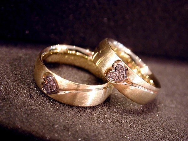 Carat Edelsteine und Unikat-Schmuck, Theatergasse 17 in Nürnberg